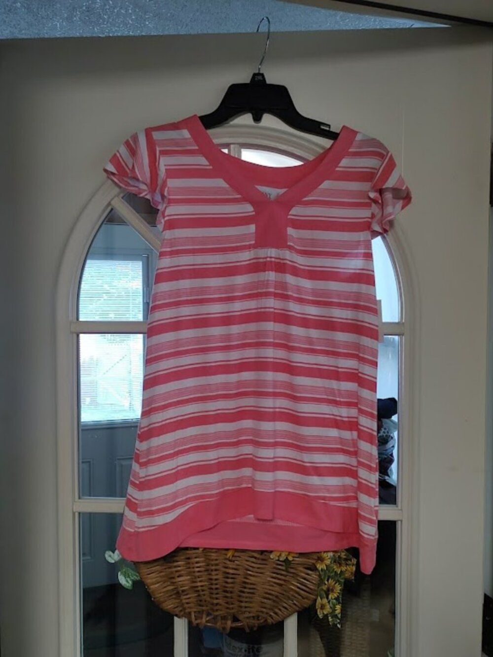 New Company Ellen Tracy Pink White Striped Capri Pajama Set Women's Small